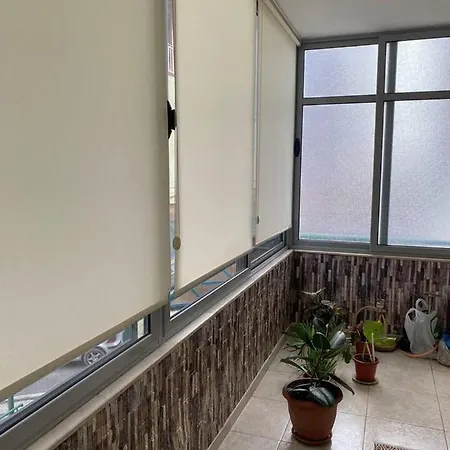 Lägenhet Asllani's House Shkodër