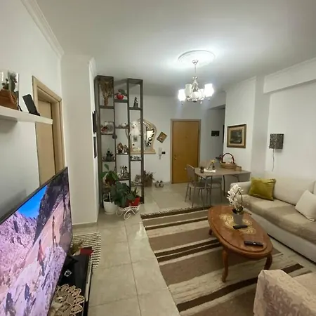 Asllani's House Lägenhet
